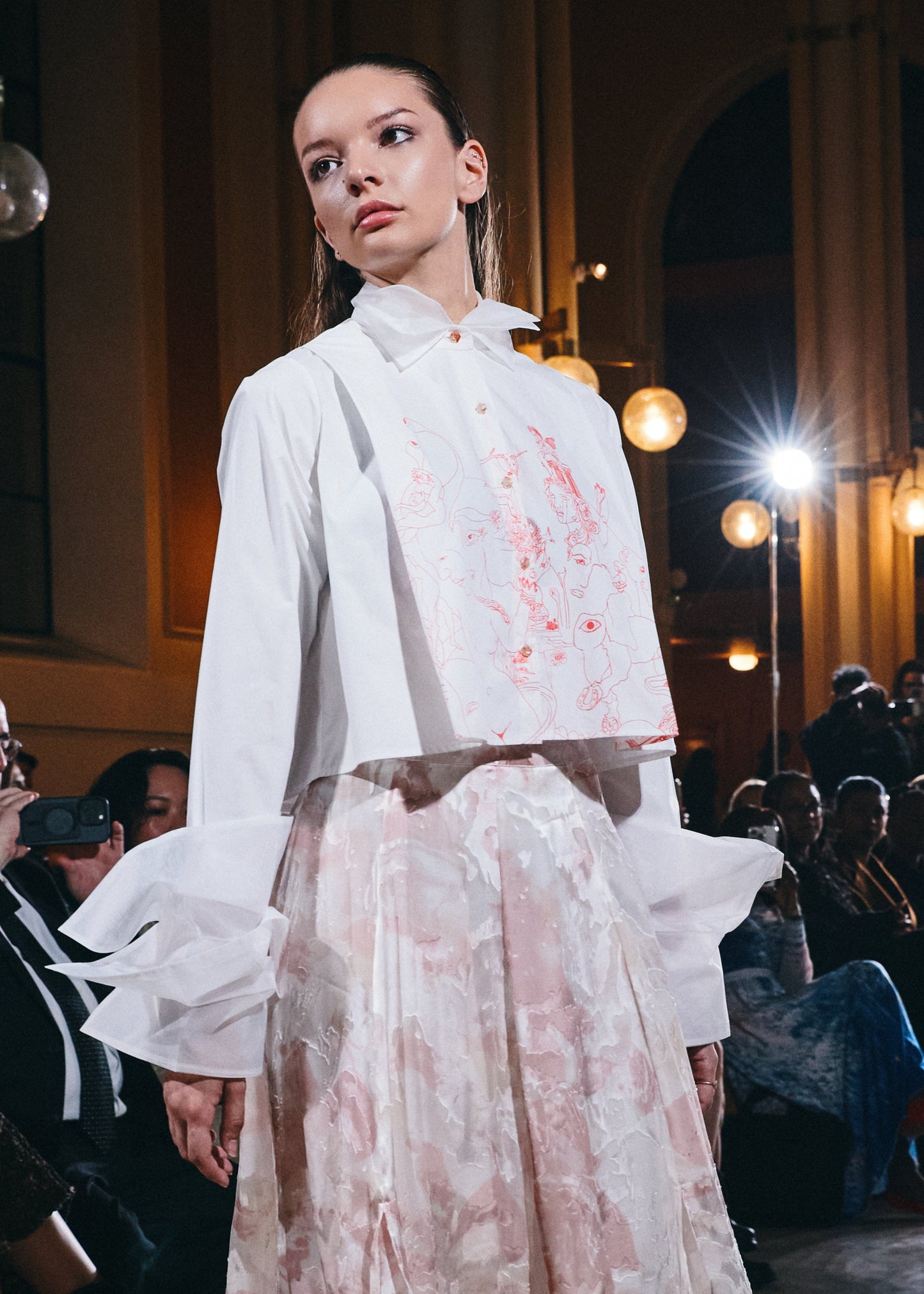 Organza Cropped Shirt - Illustré Edition (white)